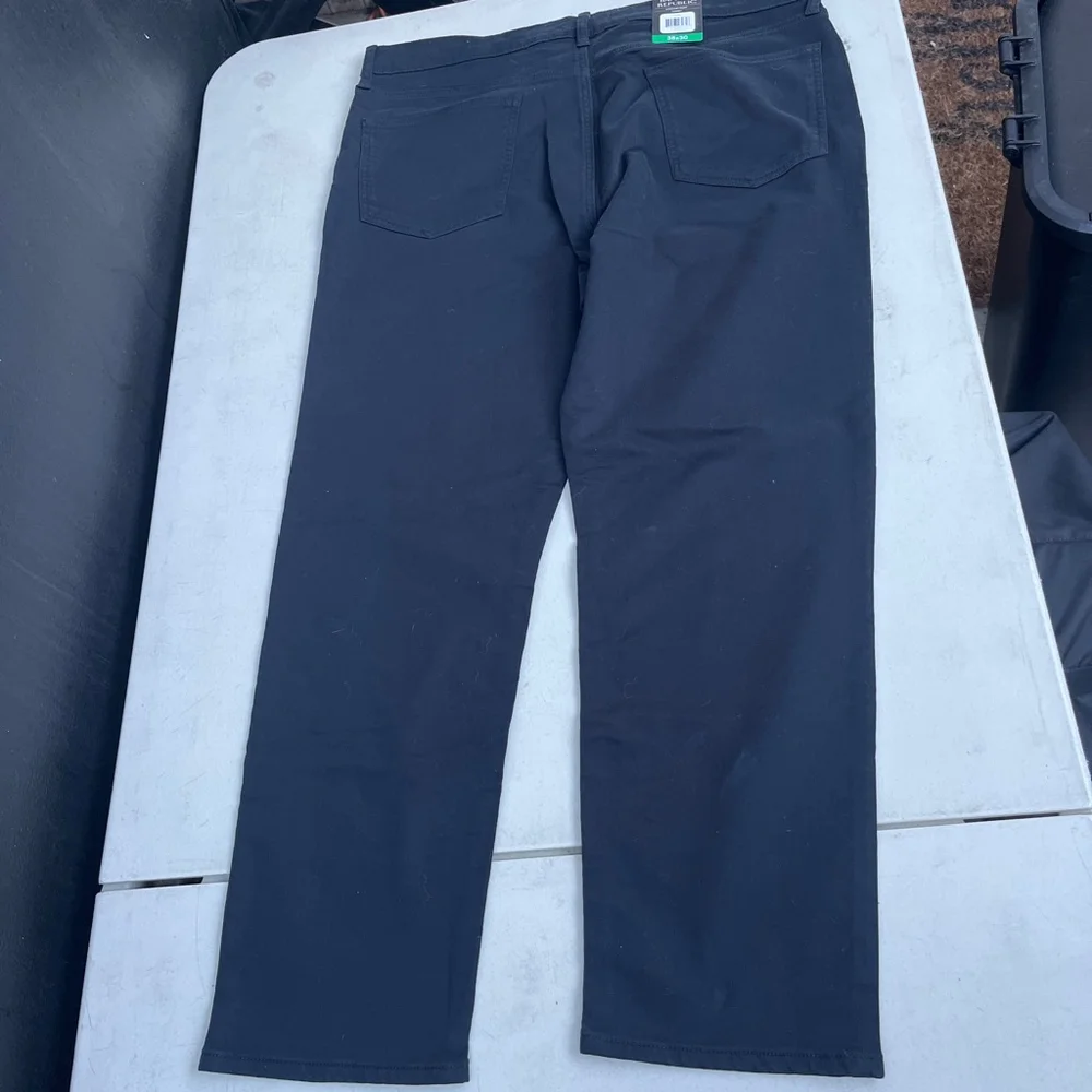 Men's Banana Republic Black 5 Pocket Pants Waist 38x30. NWT